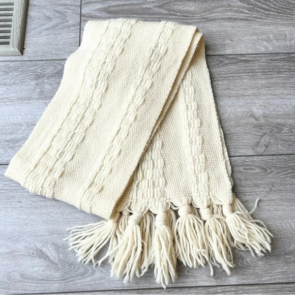Vintage Maria  Svatina Pure Wool Southwestern Handwoven Scarf - Picture 8 of 9